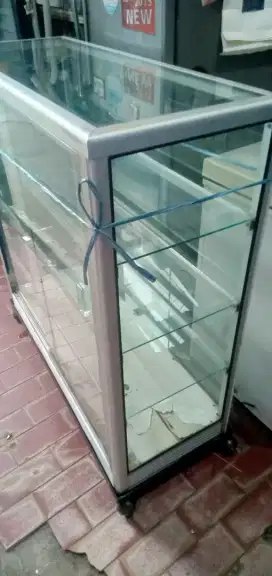 Dijual Etalase Warung