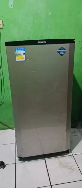 Di jual kulkas Sanken 1 pintu