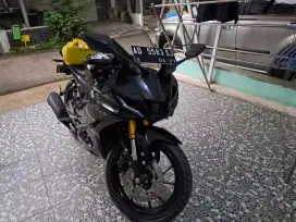 Yamaha r15 v4 tahun 2022
