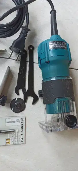 Makita router/trimmer 3709