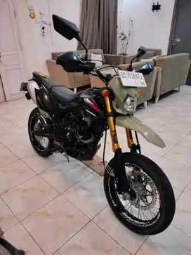 KLX DTRACKER 150 SM SE TIPE TERTINGGI