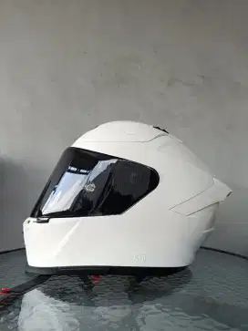 Helm KYT Striker Size L