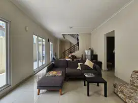 JUAL RUMAH SAN LORENZO ILLAGO GADING SERPONG