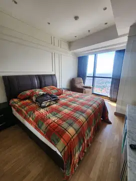 Apartemen The Peak Residence Tunjungan Plaza TP Full Furnished