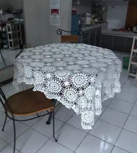 Taplak Meja Rajutan Tangan Kotak 120 x 200 cm