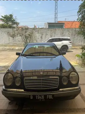 Mercy W210 E320 Thn 1997