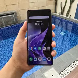 DIJUAL VIVO V40 5g RAM 12/266