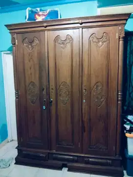 Jual Lemari 3 pintu dari Jati