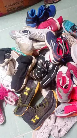 21pasang Borongan Sepatu bekas