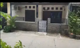 Disewakan rumah di pondok kacang timur, pondok aren