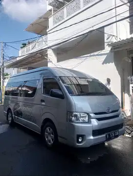 Sewa Mobil Hiace