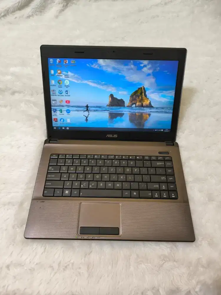 laptop asus x48L kencang,intel celeron ram 4 gb,ssd 128 gb