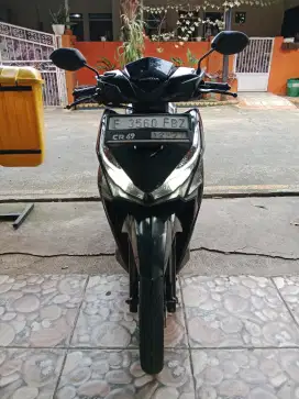 Dijual motor Honda Vario 125 cbs 2017