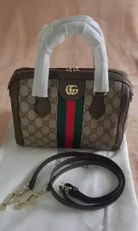 Tas Branded Gucci Ophidia boston , canvas monogram khas, baru elegant