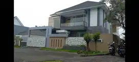 Rumah Mewah Super Besar Bisa Untuk Pesta. Lokasi Strategis
