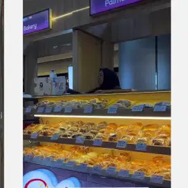lowongan kerja utk wanita sbg kasir/jaga toko roti daerah PIK2