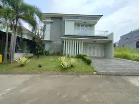 Dijual rumah di cluster sentul city depan rumah area hijau