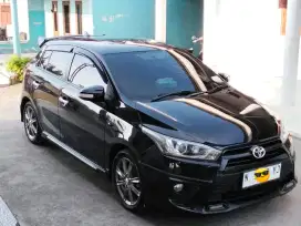 Toyota yaris At tipe G 2015