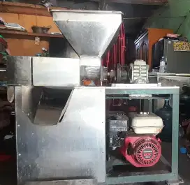Mesin parut+peras santen Honda