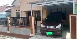 Dikontrakan Rumah Dekat Bandara Fatmawati Soekarno