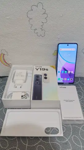 Vivo Y19s 4+4/128 Gb Full set no minus garansi panjang