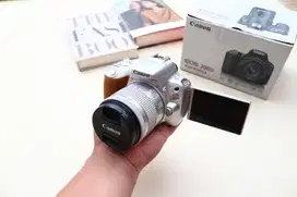 Canon 200D mulus fullset