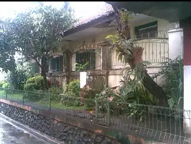Dijual Rumah di Otista Bandung, Sangat Strategis di Pusat Kota Bandung