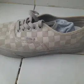 Sepatu vans abu 39-40