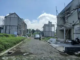 Vlilla Modern Batu Malang, Fasilitas Lengkap Dengan Kolam Renang