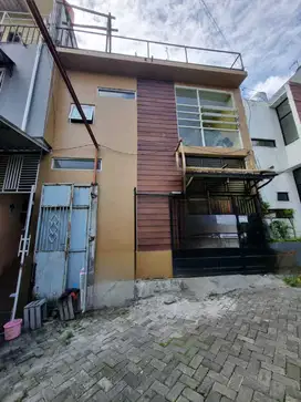 DIJUAL KOST CEWEK TEGALGONDO MALANG HANYA JALAN KAKI KE KAMPUS UMM