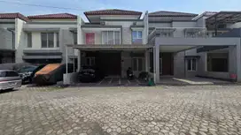 Rumah Bagus Minimalis Dekat Solo Baru