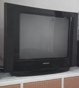 TV SAMSUNG SLIM 24' RUSAK