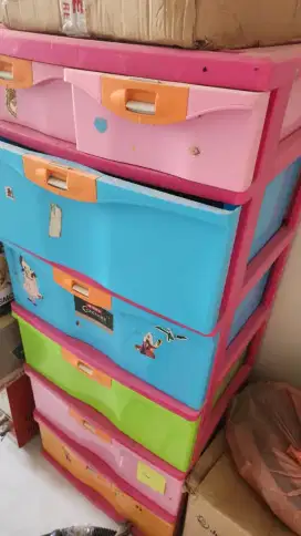 Lemari Plastik 6 Susun