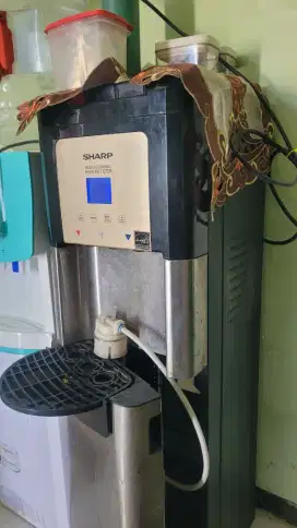Dispenser air galon bawah Minus