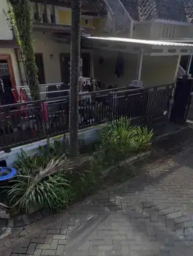 DIJUAL RUMAH LOKASI SAXOPHONE KOTA MALANG DEKAT KAMPUS UMM