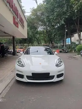 KM 14000 - PORSCHE PANAMERA 3.0S - ATPM