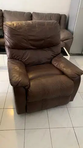 SOFA RECLINER INFORMA CHEERS LEATHER GENUINE ( KULIT ASLI )