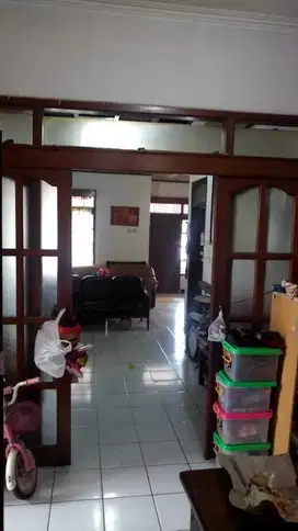 Dijual Rumah di Lewianyar sayap Leuwi Panjang