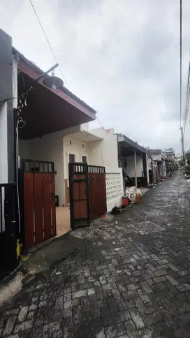 JUAL RUMAH LOWOKWARU JOYOAGUNG MALANG