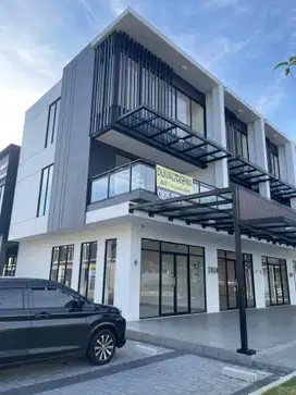 RUKO SIAP PAKAI UNTUK BISNIS DI GADING SERPONG, POSISI HOEK,BALKON LT2
