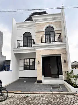 Dijual Rumah American Classic Ikan Tombro Suhat dekat Kampus UB Malang