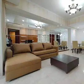 Dijual tipe 3br apt royal mediterania garden res,best view