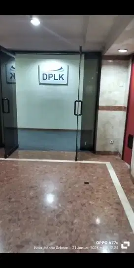 SEWA KANTOR DI JAKATA SELATAN SUDIRMAN 32M² PARTISI 80K NEGO
