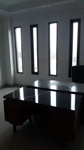 Disewakan Ruang Kantor murah dan strategis di Jakarta Timur