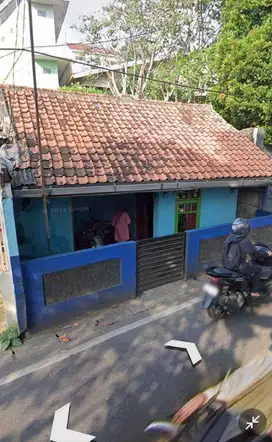 Jual murah rumah pinggir jalan