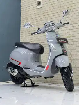 TERMURAH‼️ Vespa Sprint S150 ABS 2019 Grey Avio
- Dava Mustika