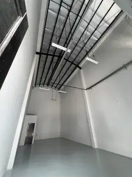 Disewakan gudang pik2 bizpark 6x20