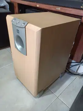 Speaker Subwoofer JBL aktif subwofer