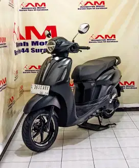 Yamaha grand filano warna hitam doff tahun 2023
