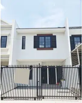 rumah lebak dekat kenjeran pakuwon city manyar